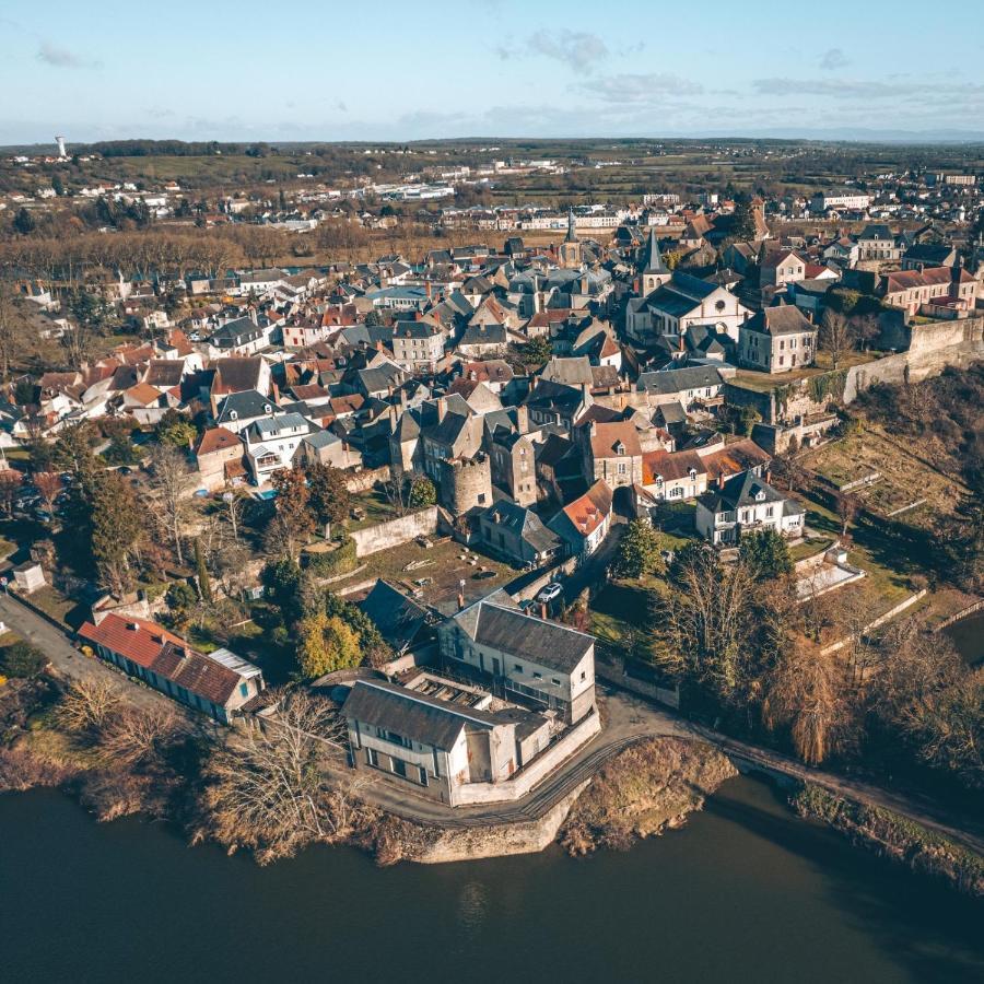 Residence Du Bord De Loire Дусиз Екстериор снимка
