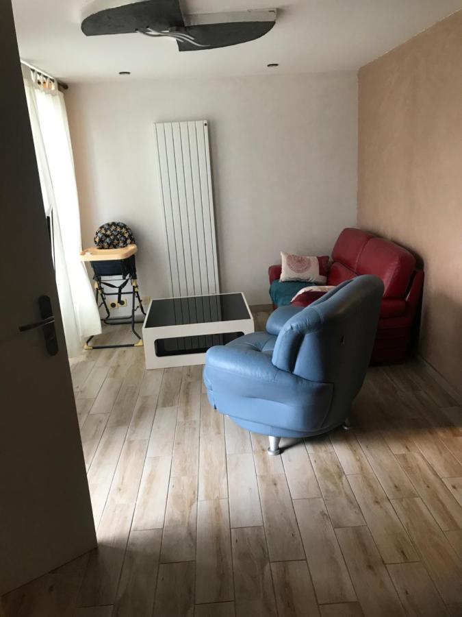 Residence Du Bord De Loire Дусиз Екстериор снимка